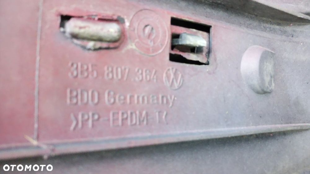 VW Passat B5 Zderzak Tył Sedan LC6N 3B5807421 - 11