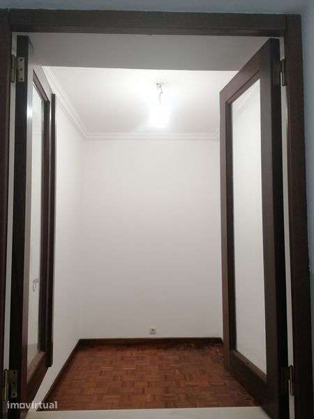 Aluga se T2 +1 nas Olaias - Grande imagem: 4/9