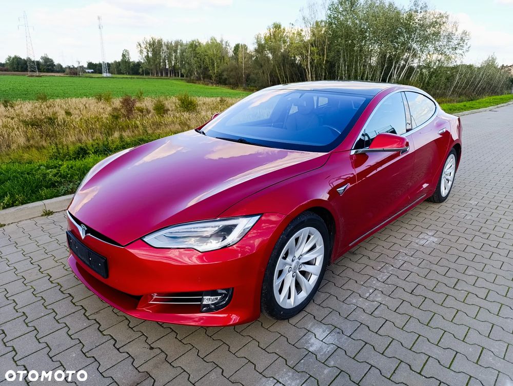 Tesla Model S Long Range Plus - 9