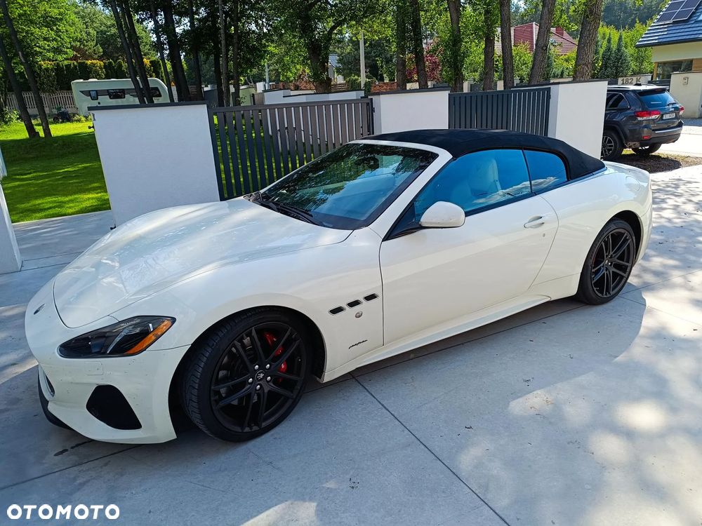 Maserati GranTurismo S Automatik - 2