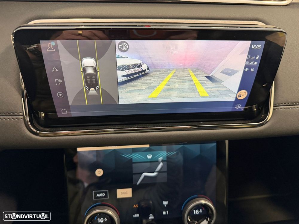 Land Rover Range Rover Evoque 1.5 P300e AWD Bronze Collection Auto - 16