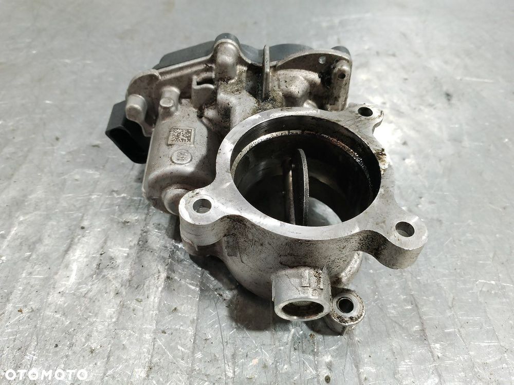 PRZEPUSTNICA SKODA SUPERB III 05L128063E V29128547D 2.0 TDI - 2