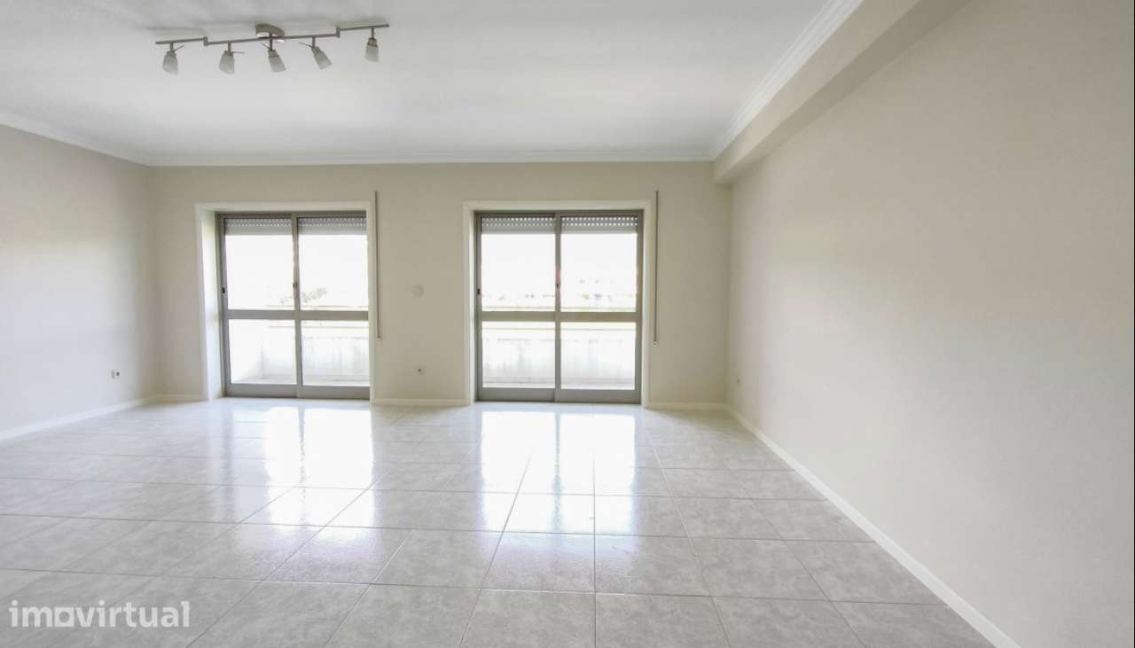 (Arrendar) Apartamento T2, Abelheira, Viana do Castelo - Grande imagem: 2/18