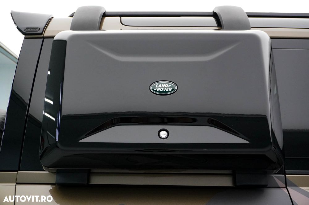 Land Rover Defender 110 3.0D 250 MHEV Hard Top X-Dynamic SE - 15