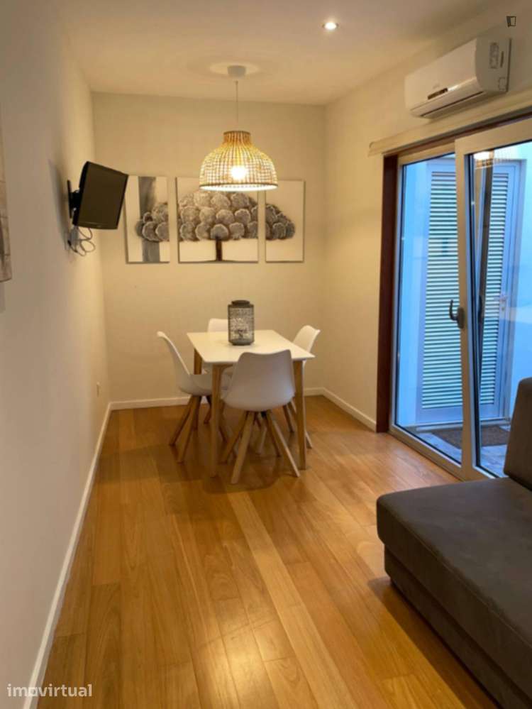 Apartamento com 1 quartos - localizado em Cedofeita Porto - Grande imagem: 3/16
