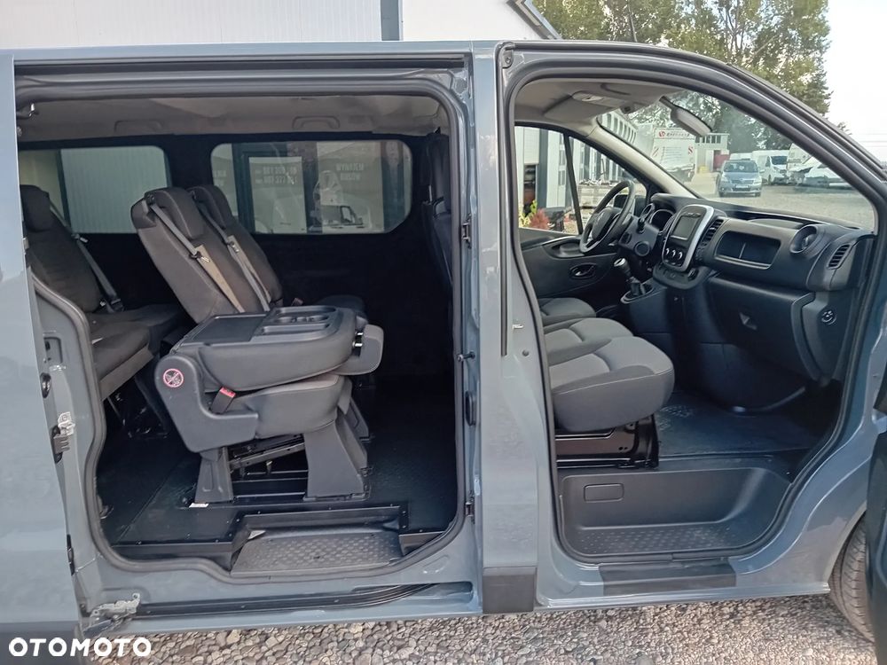 Renault Trafic - 16