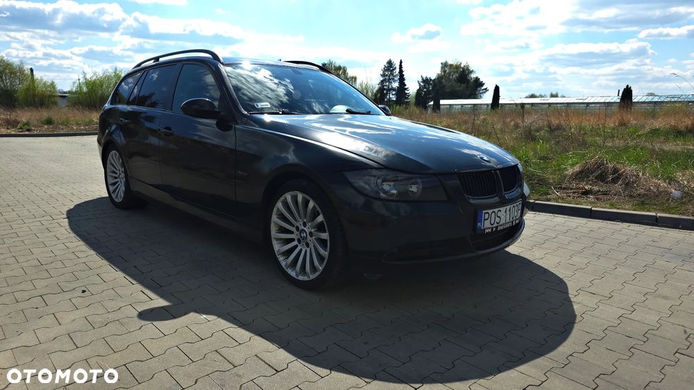 BMW Seria 3 320d DPF - 1