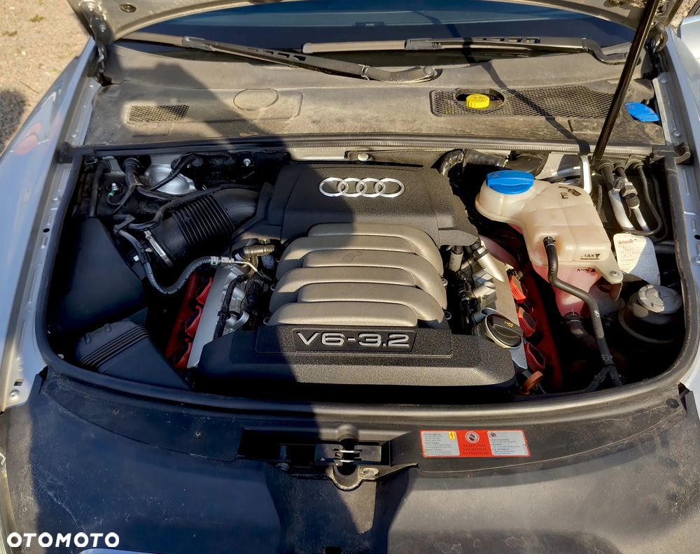 Audi A6 Limousine 3.2 FSI - 16
