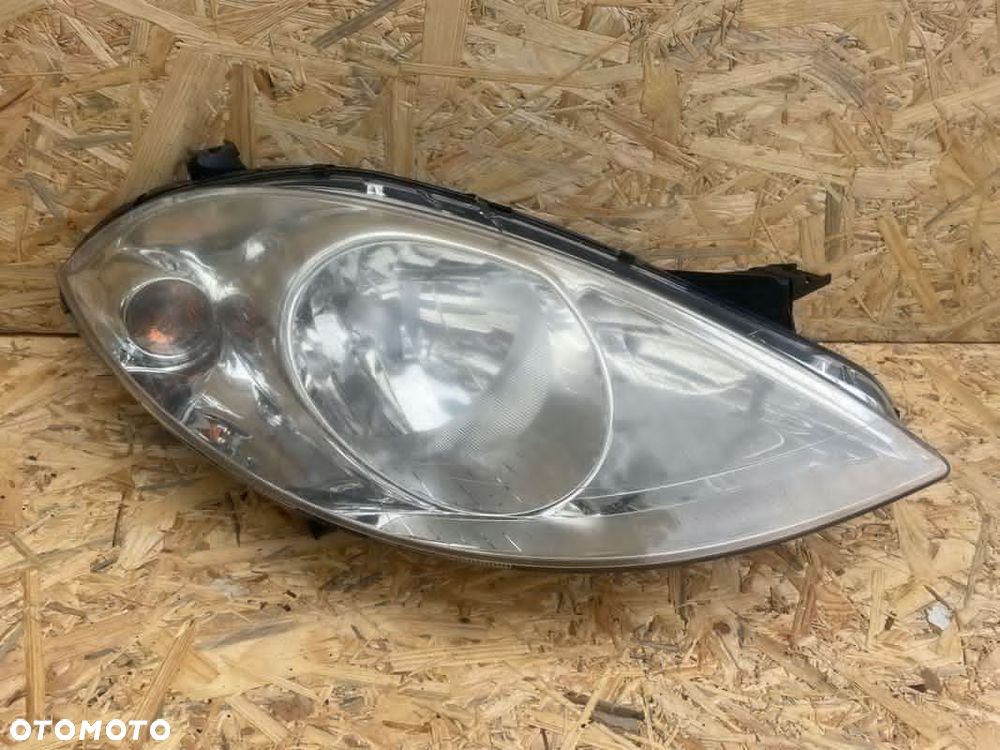 Mercedes A-klasa W169 Prawa Przednia Lampa Europa - 2
