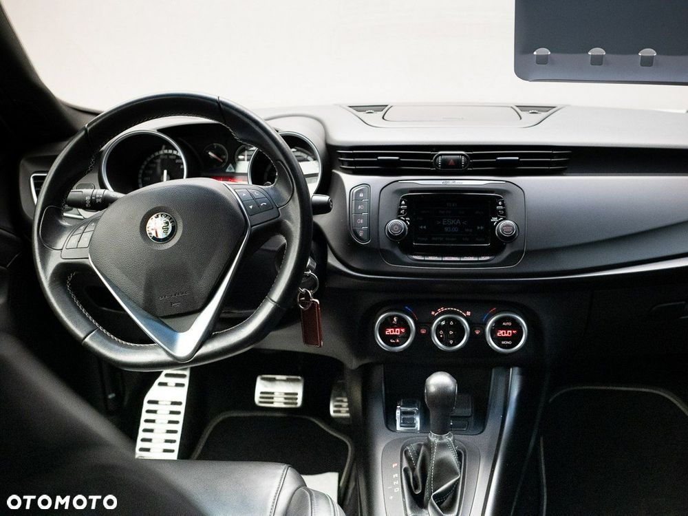 Alfa Romeo Giulietta 1750 TBi QV TCT - 24