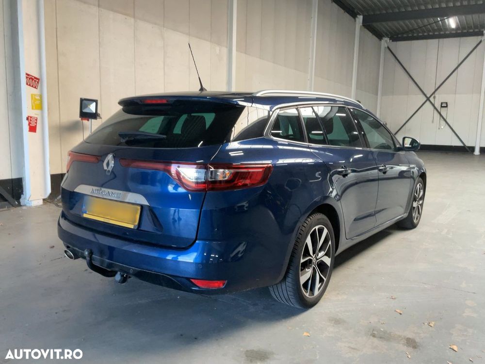 Renault Megane ENERGY TCe 140 EDC BOSE EDITION - 10