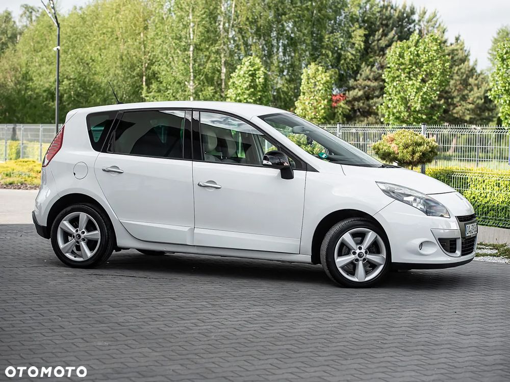 Renault Scenic 2.0 16V 140 CVT Dynamique - 3