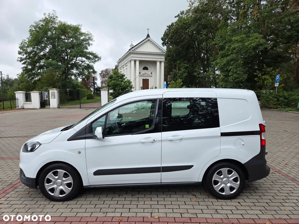 Ford Transit Courier - 3