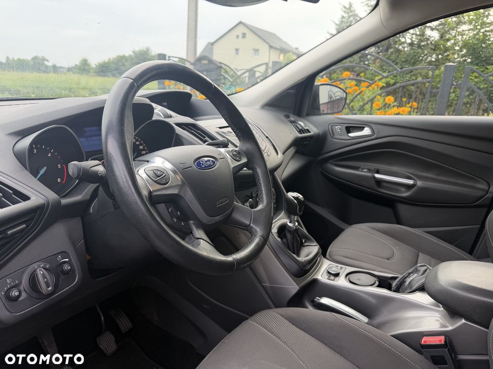 Ford Kuga - 6