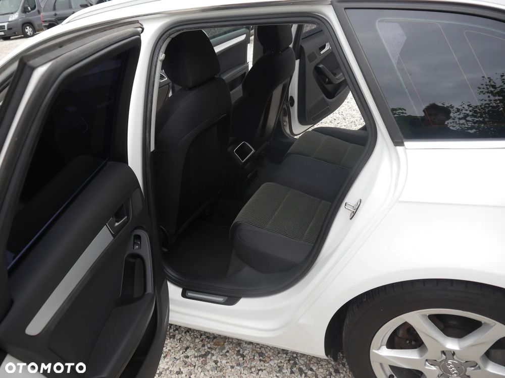 Audi A4 Avant 2.0 TDI DPF multitronic S line Sportpaket - 19