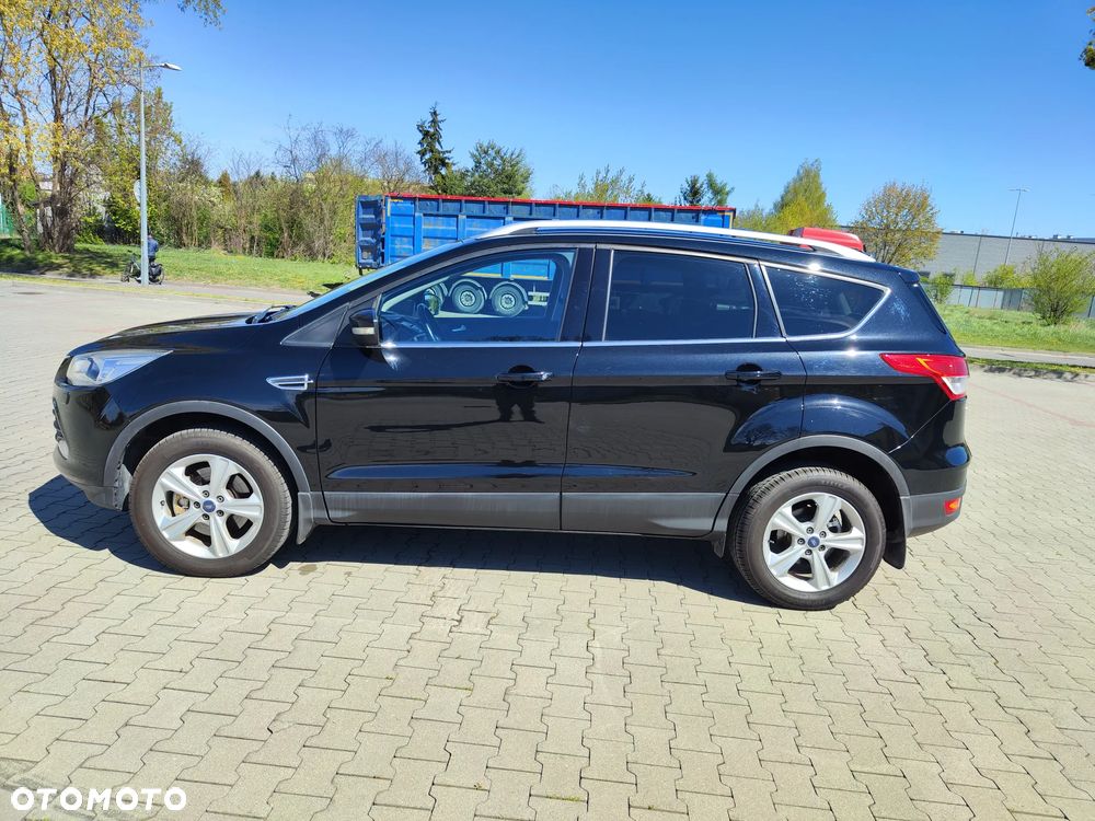 Ford Kuga 2.0 TDCi 4WD Titanium - 4