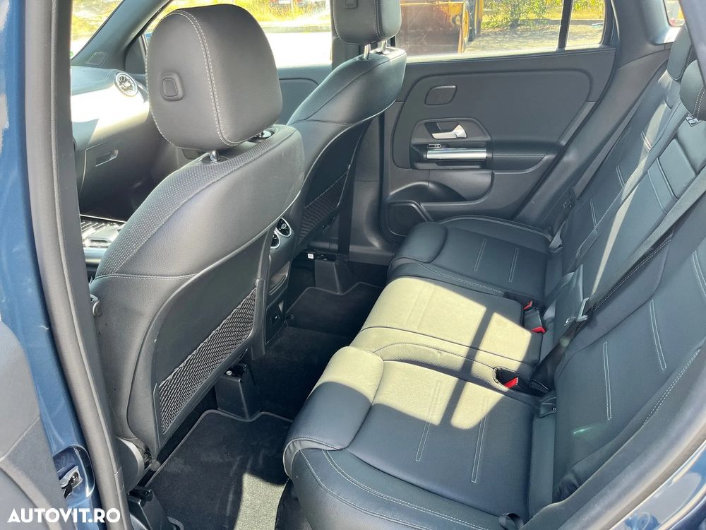 Mercedes-Benz GLA 250 e - 11