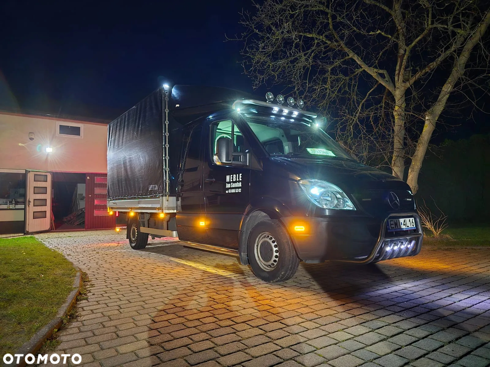 Mercedes-Benz Sprinter - 12