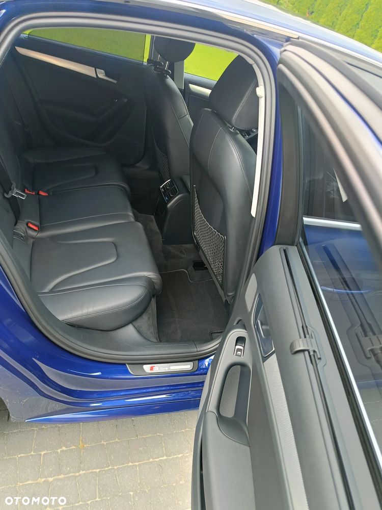 Audi A4 Limousine - 7