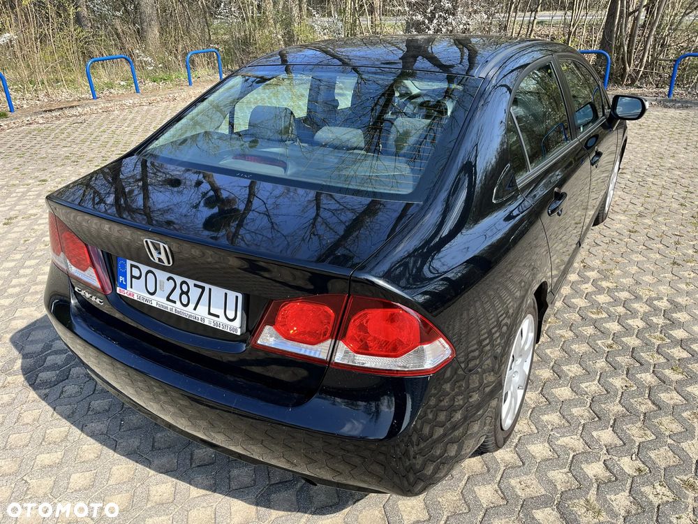 Honda Civic 1.8 Comfort - 4