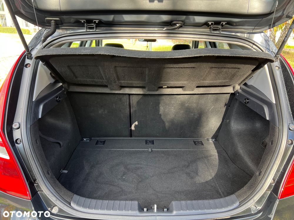 Hyundai i30 1.4 Edition Plus - 30