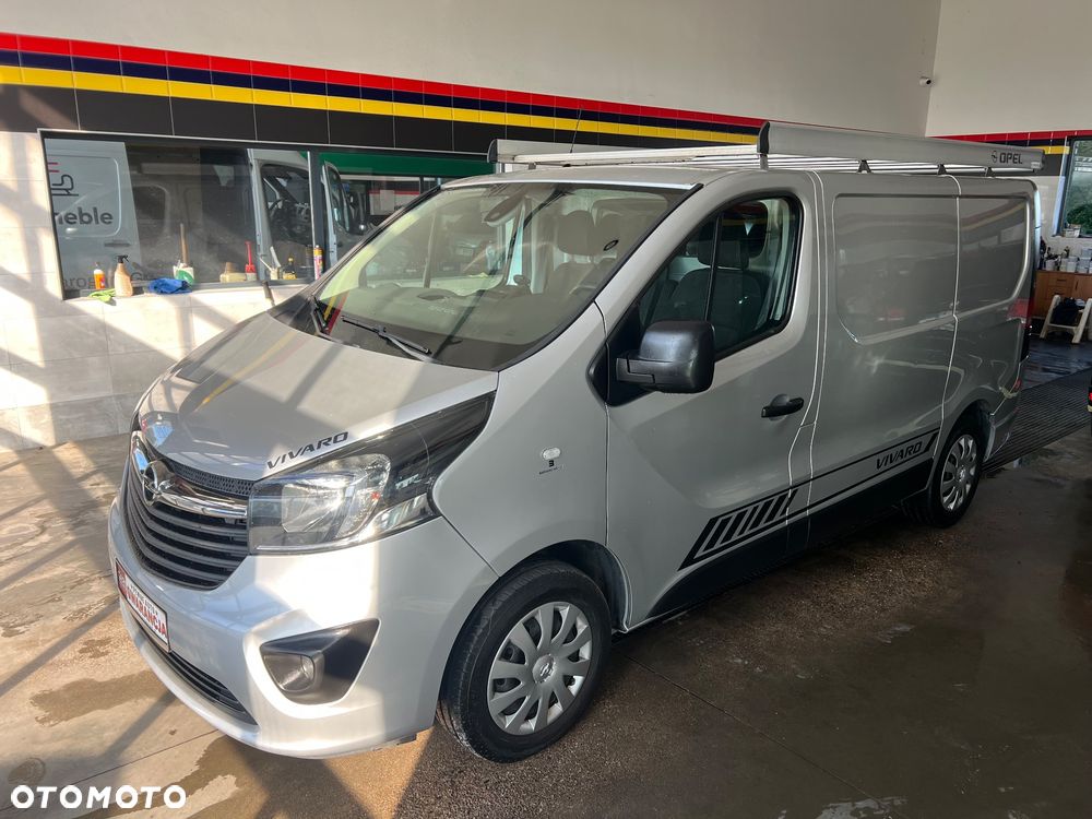 Opel Vivaro - 2