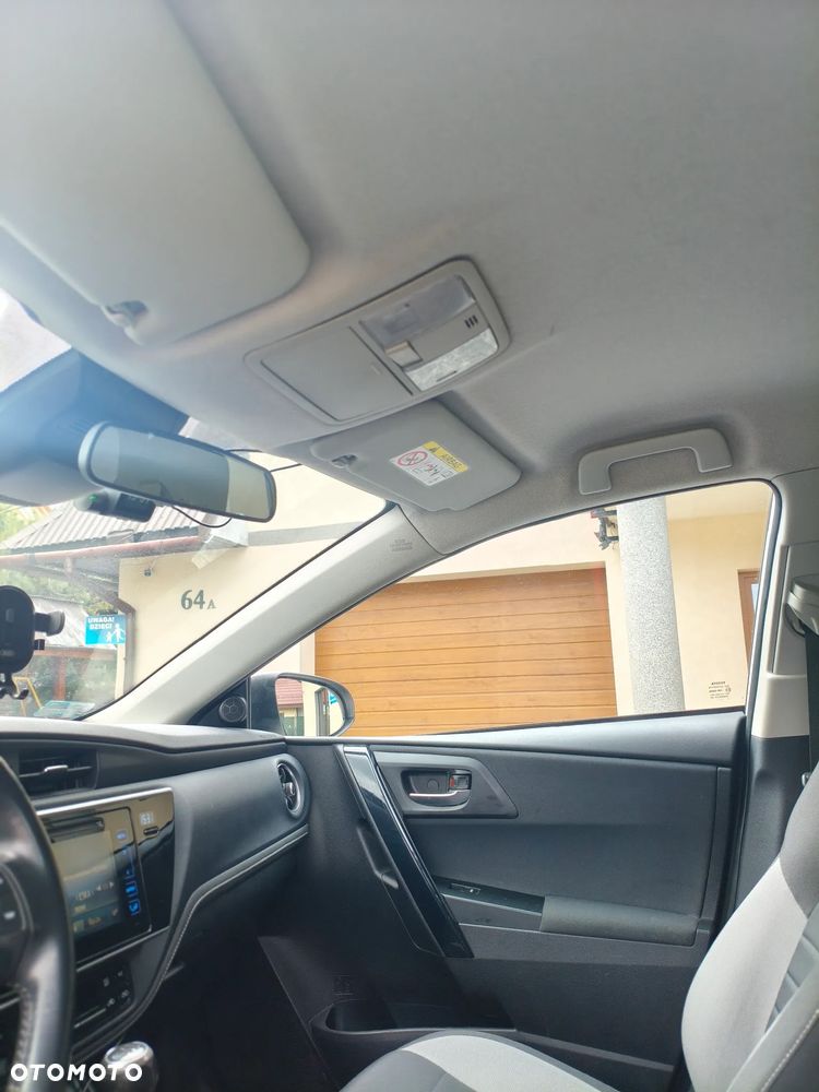 Toyota Auris 1.2 Turbo Comfort - 24