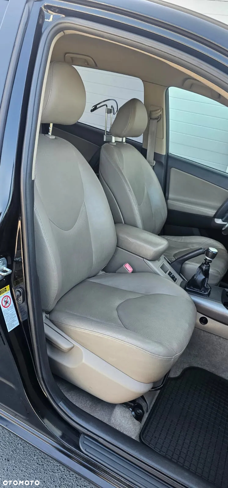 Toyota RAV4 2.2 D-4D Sol 180 - 16
