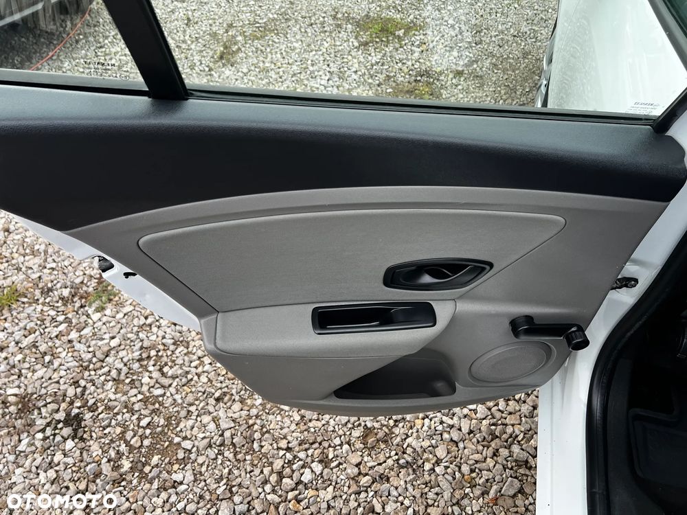 Renault Megane 1.6 16V 110 Dynamique - 23