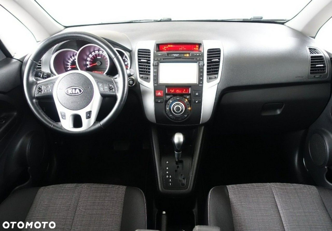 Kia Venga - 18