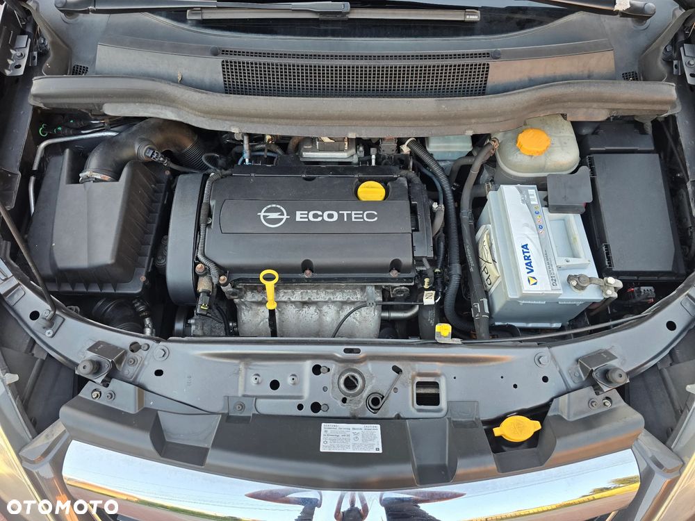 Opel Zafira 1.8 Innovation 110 Jahre - 40