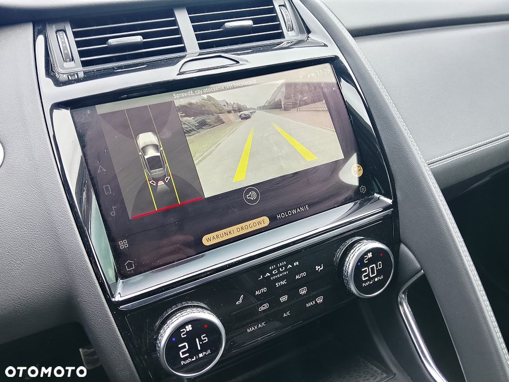 Jaguar E-Pace 1.5 P300e PHEV AWD R-Dynamic Black - 23