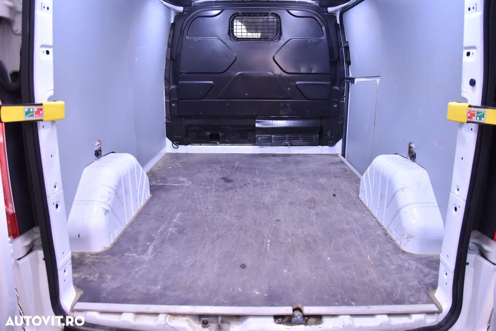 Ford Transit Custom - 17