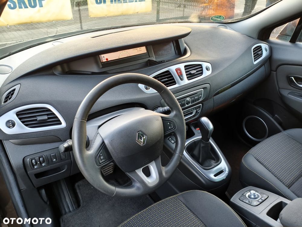 Renault Scenic 2.0 16V 140 CVT Dynamique - 18