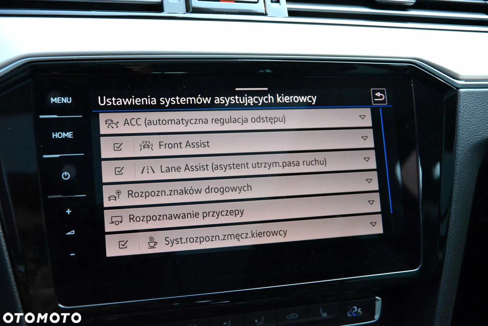 Volkswagen Passat 2.0 TDI 4Mot R-Line Edition DSG - 29