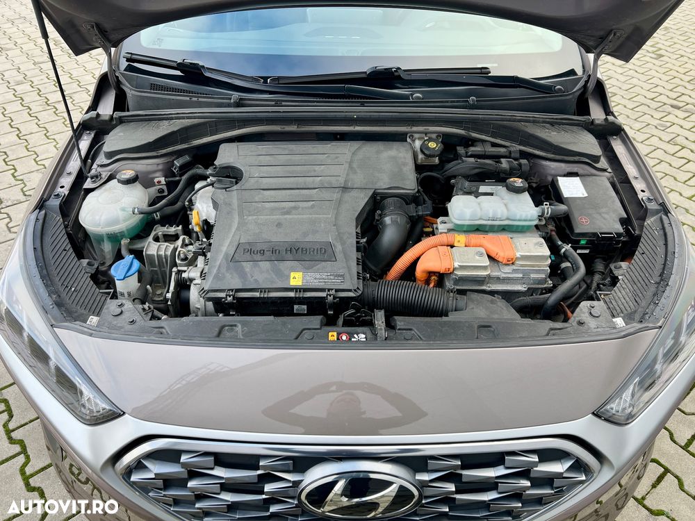 Hyundai IONIQ Plug-in-Hybrid 1.6 GDI Premium - 26