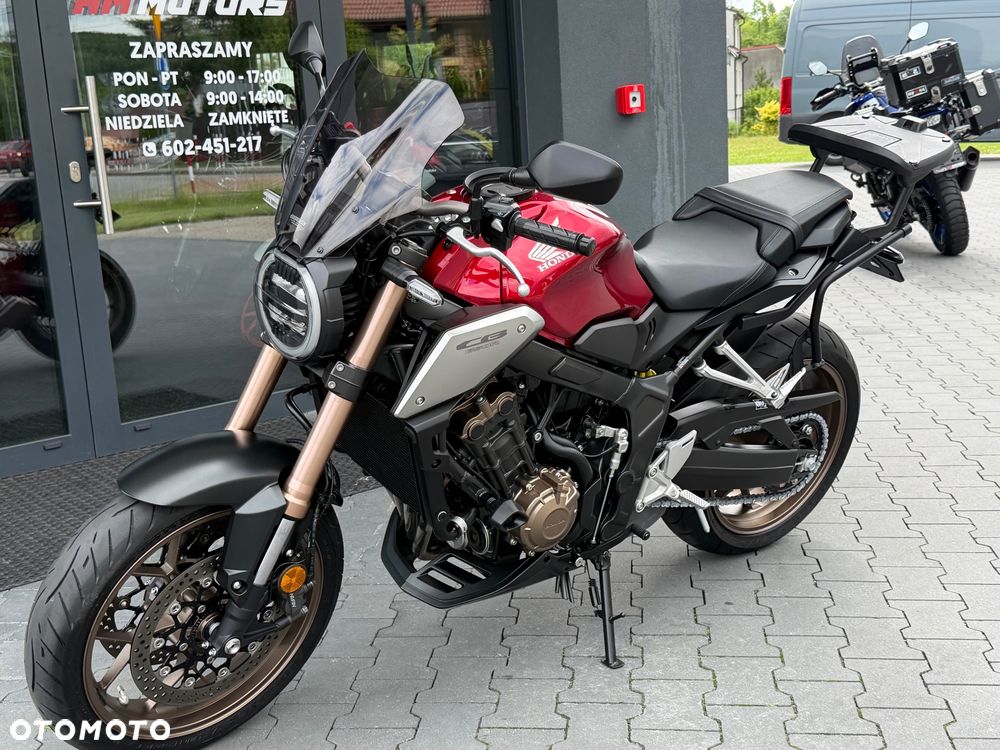 Honda CB - 40