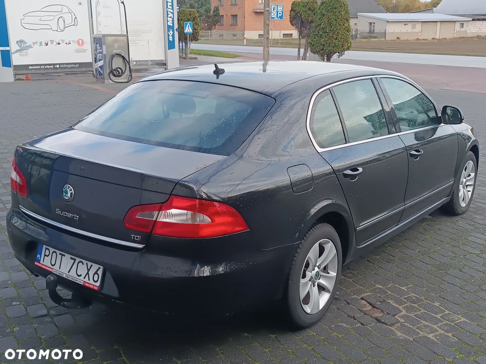 Skoda Superb 2.0 TDI Comfort - 8
