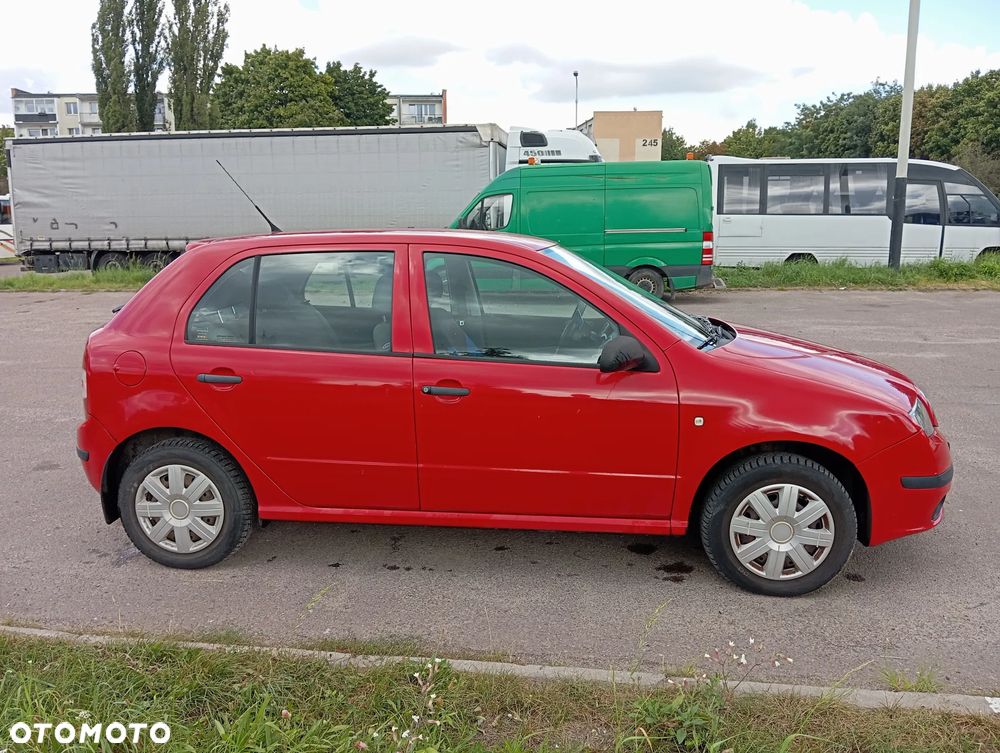 Skoda Fabia - 4