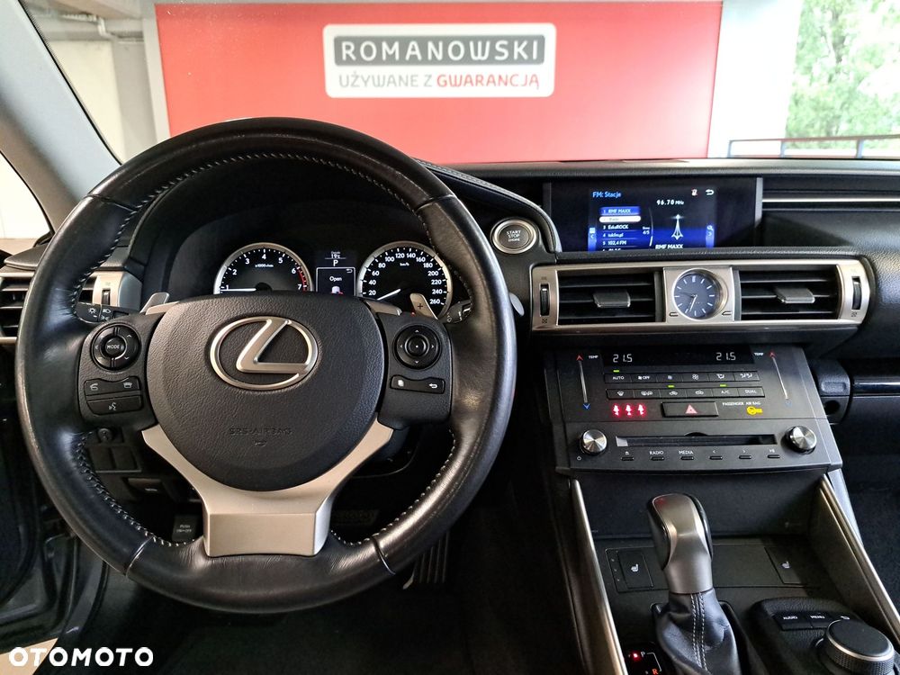 Lexus IS 200t Elite - 20