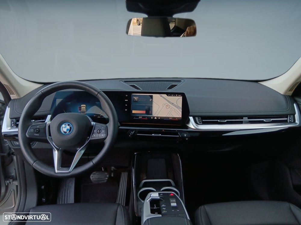 BMW X1 xDrive25e xLine - 12