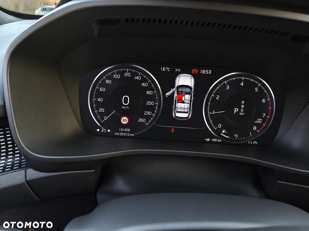 Volvo XC 40 T3 R-Design - 11