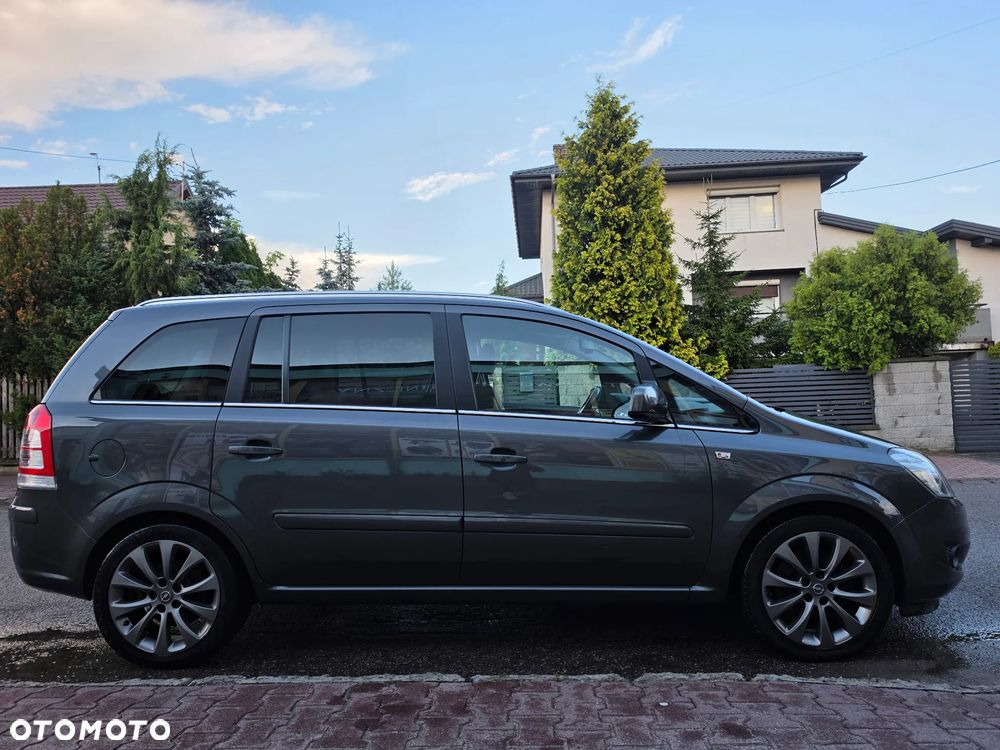 Opel Zafira 1.7 CDTI Cosmo - 7