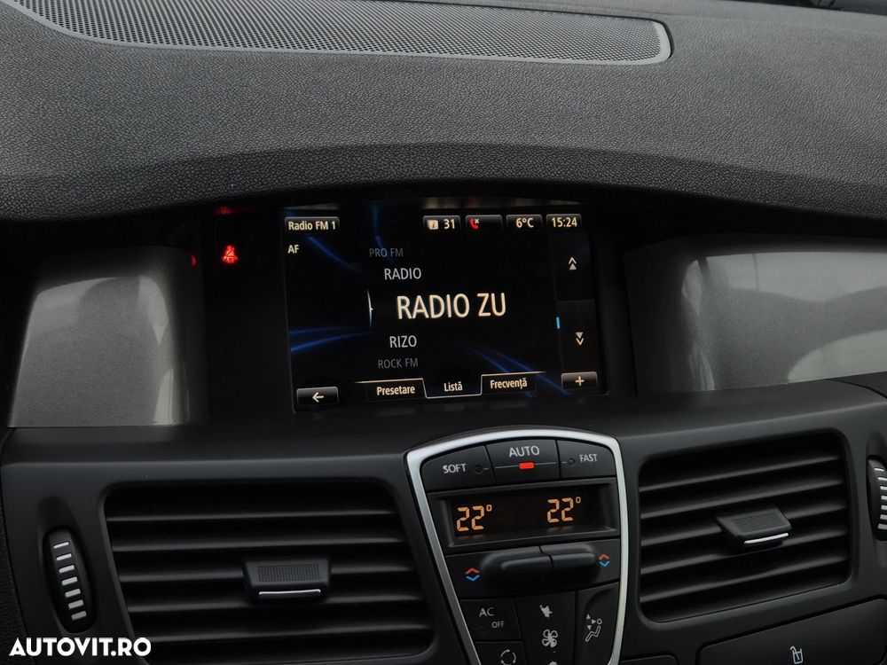 Renault Laguna dCi 110 FAP Dynamique - 28