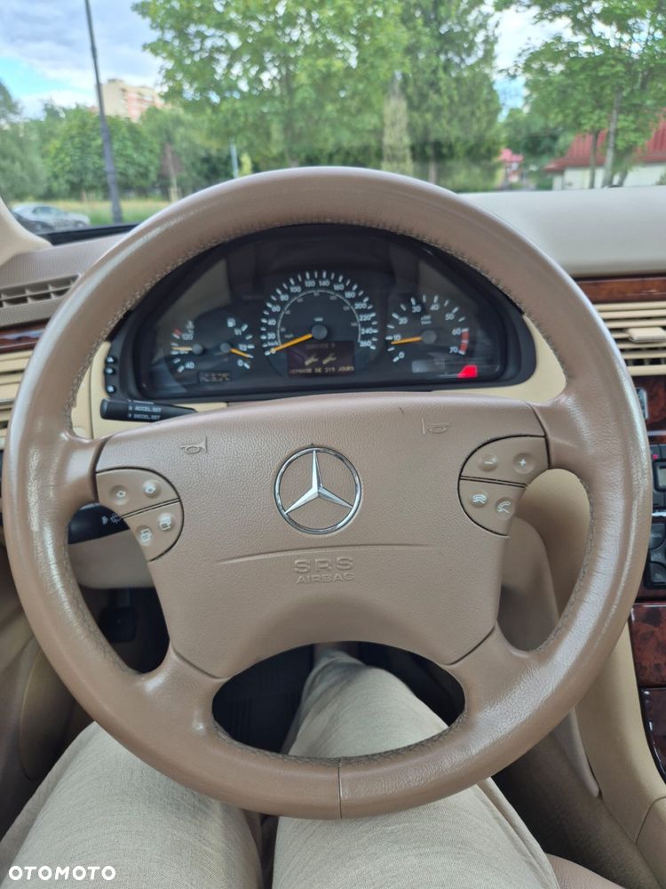 Mercedes-Benz Klasa E - 7