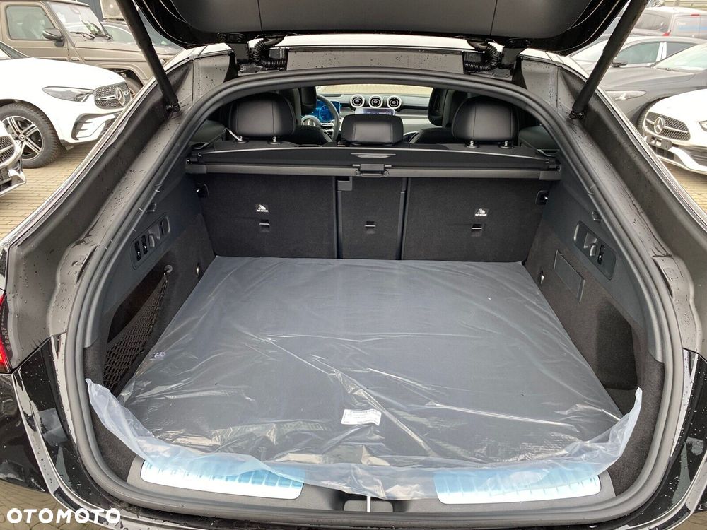 Mercedes-Benz GLC - 25