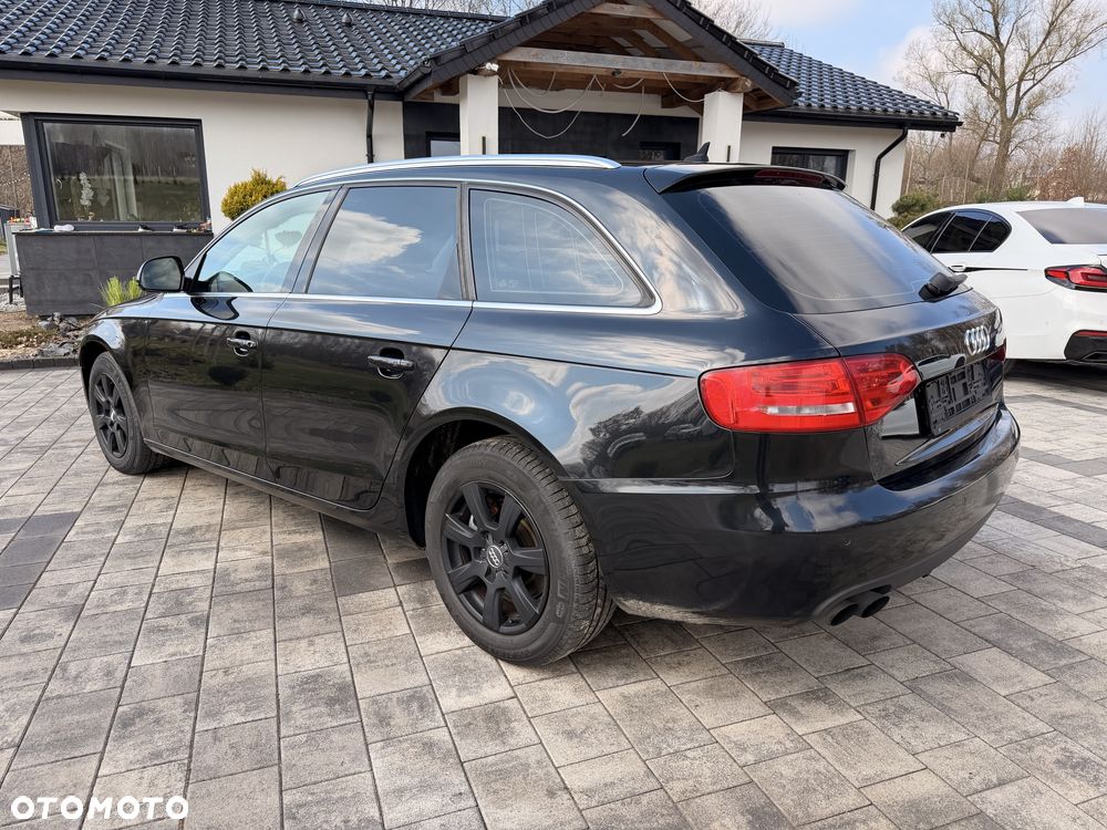 Audi A4 Avant - 4