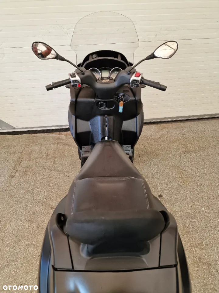 Piaggio MP-3 - 31