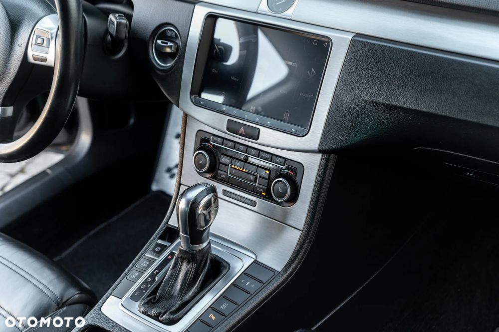 Volkswagen Passat CC 2.0 TSI DSG Exclusive - 27