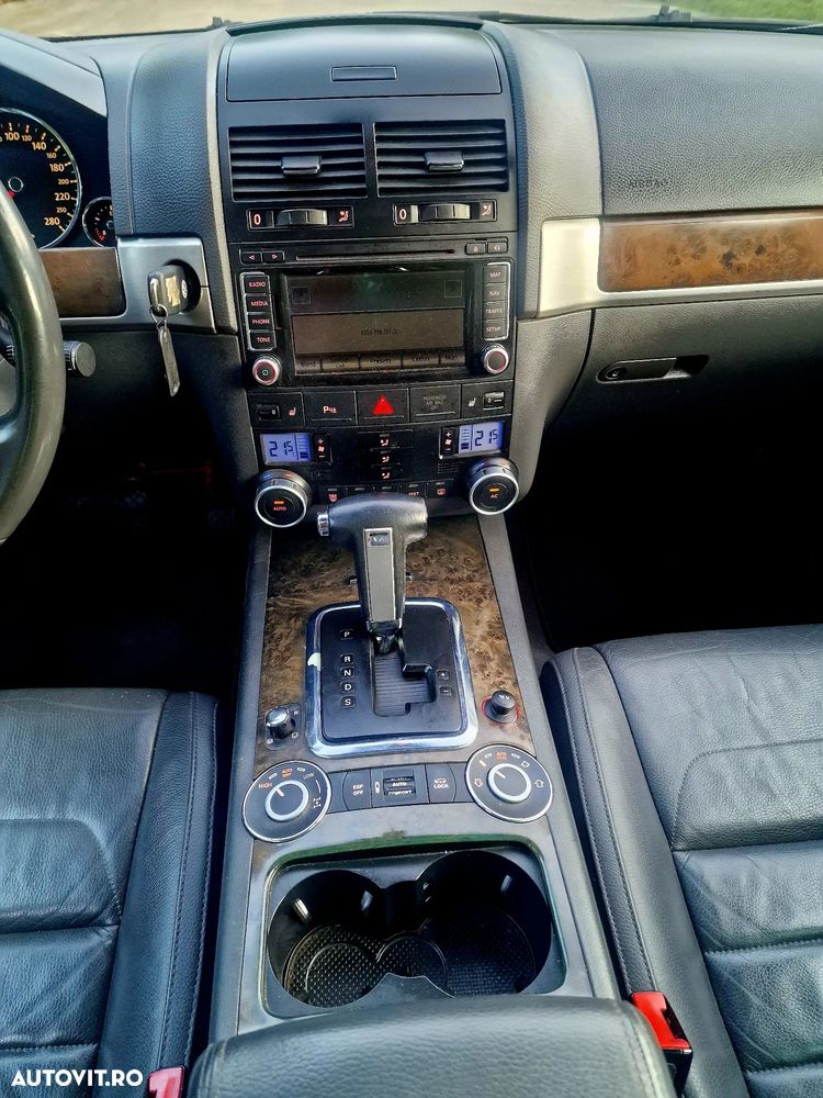 Volkswagen Touareg - 26